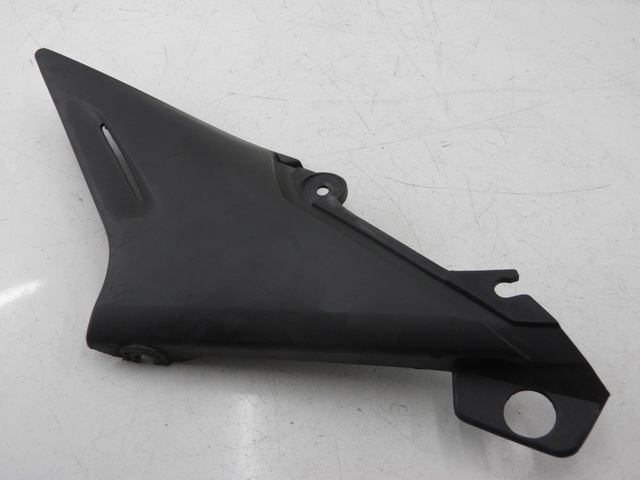 photo de LEFT UNDERSEAT PANEL YAMAHA XJS DIVERSION 600 (1997 - 1999) - Main view