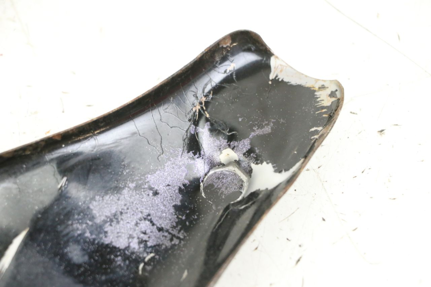 photo de LEFT UNDERSEAT PANEL YAMAHA XV VIRAGO 535 (1988 - 2004) - Zoom on usage condition