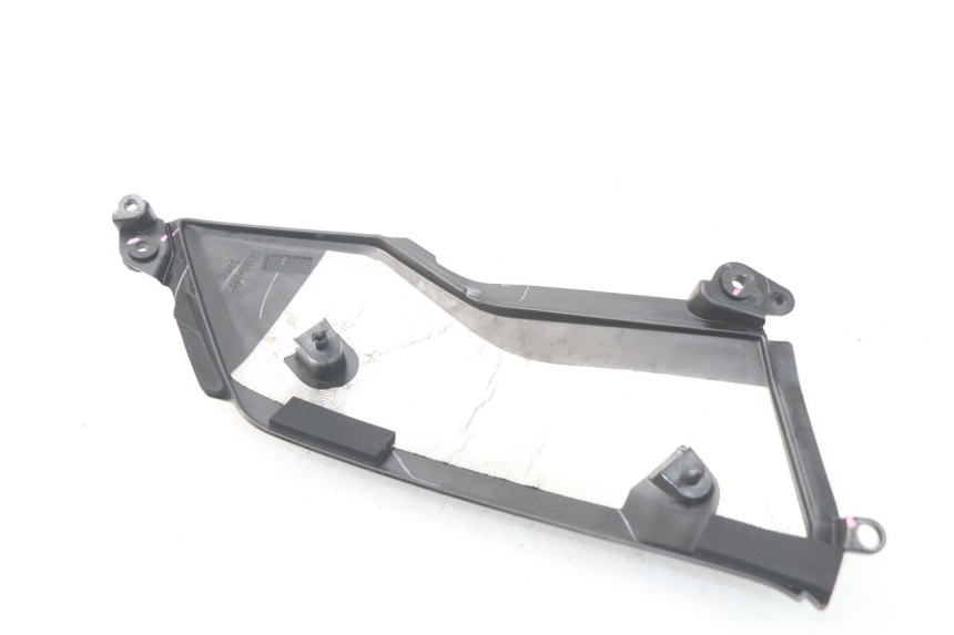 photo de LEFT UNDERSEAT PANEL KAWASAKI Z Z900 900 (2017 - 2019) - Component detail