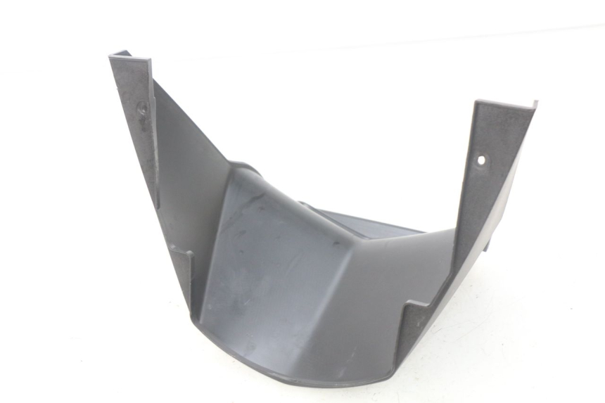 photo de UNDERSEAT COVER PEUGEOT GEOPOLIS 400 (2007 - 2013) - Zoom on usage condition