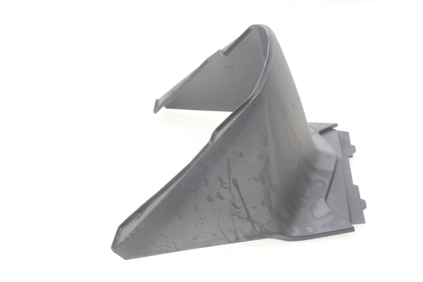 photo de UNDERSEAT COVER PEUGEOT GEOPOLIS 400 (2007 - 2013) - Technical close-up