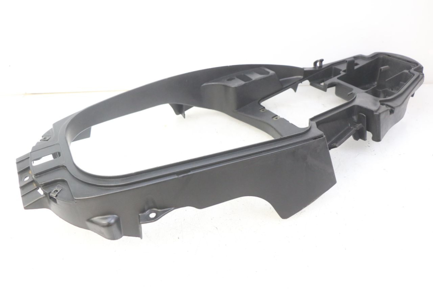 photo de UNDERSEAT COVER REVATTO IMPERATOR 125 (2007 - 2015) - Alternative perspective