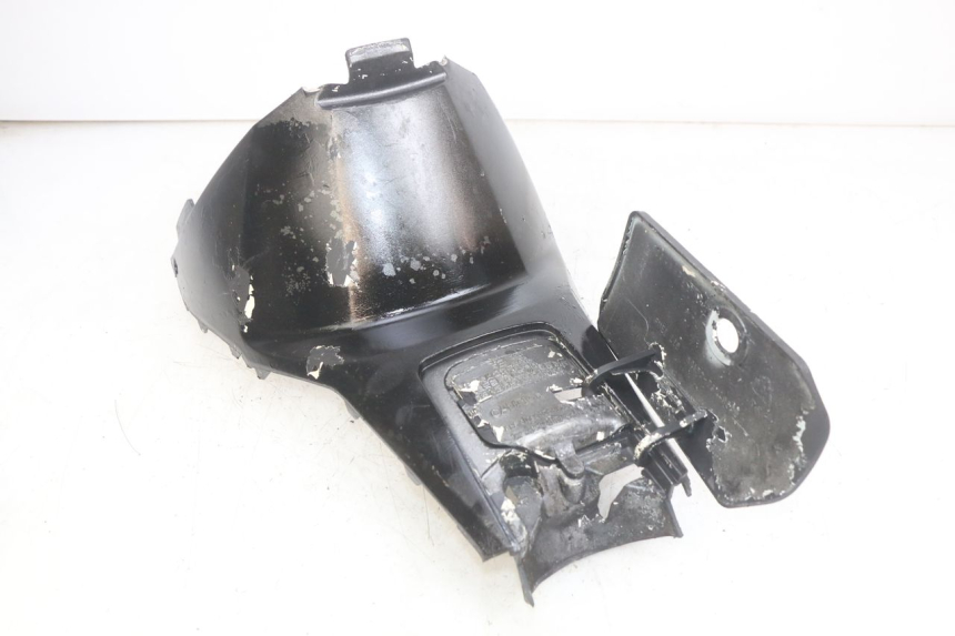 photo de UNDERSEAT COVER SYM JET SPORT XR 50 (2006 - 2015) - Technical close-up