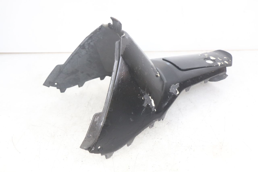 photo de UNDERSEAT COVER SYM JET SPORT XR 50 (2006 - 2015) - Fixing points details