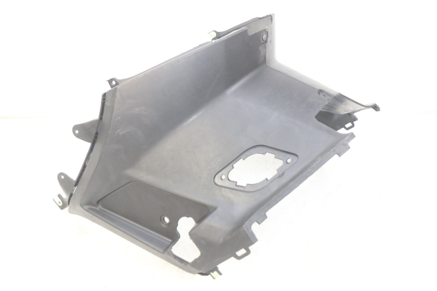 photo de UNDERSEAT COVER PEUGEOT KISBEE 4T 50 (2010 - 2017) - Component detail