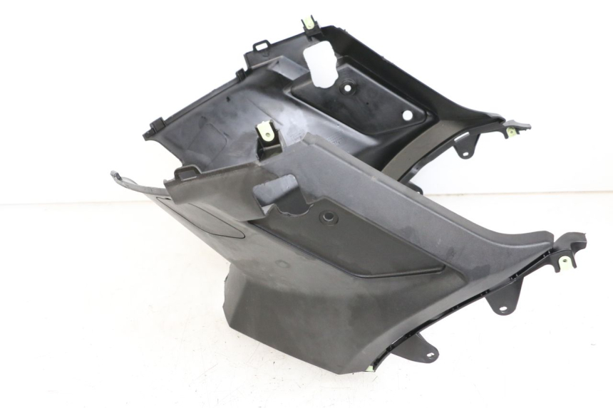 photo de UNDERSEAT COVER PEUGEOT KISBEE 4T 50 (2018 - 2022) - Product overview