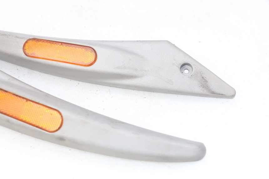 photo de UNDERSEAT COVER PIAGGIO LIBERTY 4T 50 (2004 - 2008) - Alternative perspective