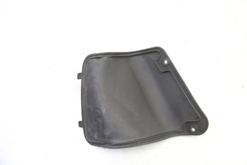 photo de UNDERSEAT PANEL PIAGGIO MP3 500 (2014 - 2017) - Alternative perspective
