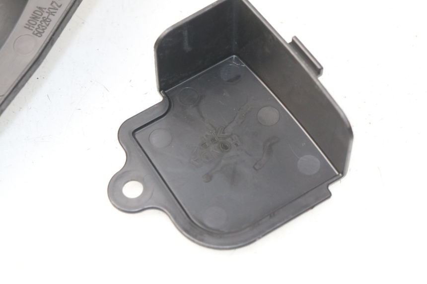 photo de UNDERSEAT PANEL HONDA NSS EX FORZA 250 (2005 - 2013) - Component detail