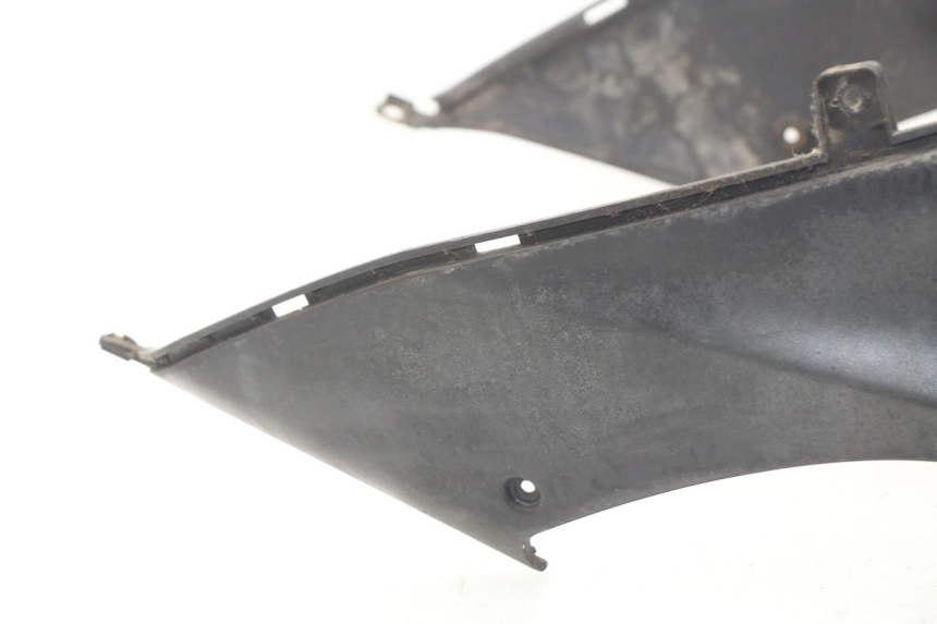 photo de UNDERSEAT PANEL MBK OVETTO ONE 2T 50 (2013 - 2017) - Surface and material condition