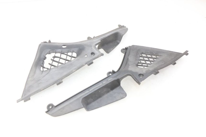 photo de UNDERSEAT COVER KYMCO PEOPLE 250 (2004 - 2008) - Main view