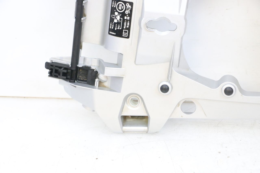 photo de UNDERSEAT PANEL BMW R GS 1250 (2021 - 2024) - High-resolution close-up