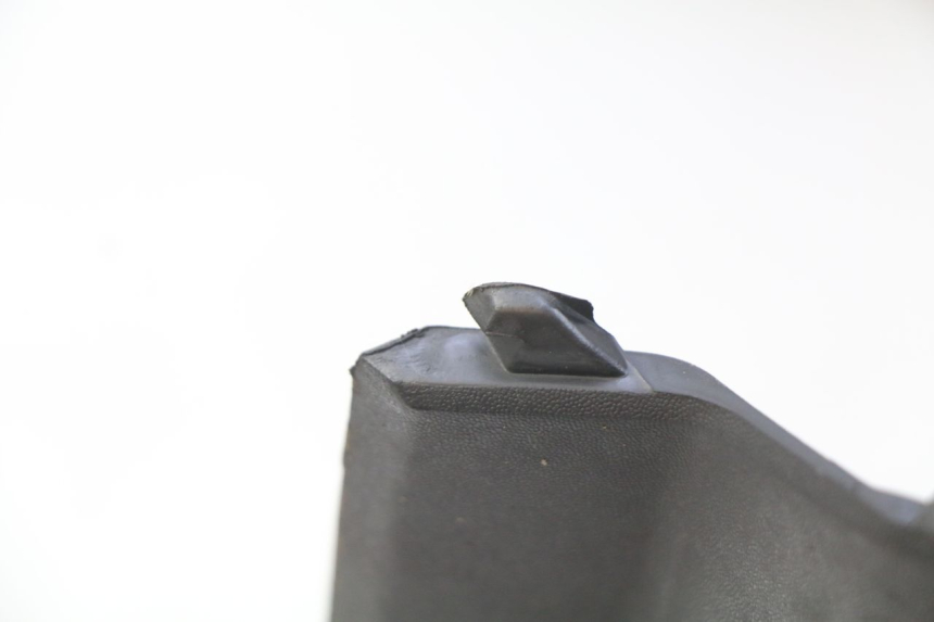 photo de UNDERSEAT COVER LVNENG S5 1 (2019 - 2023) - Component detail