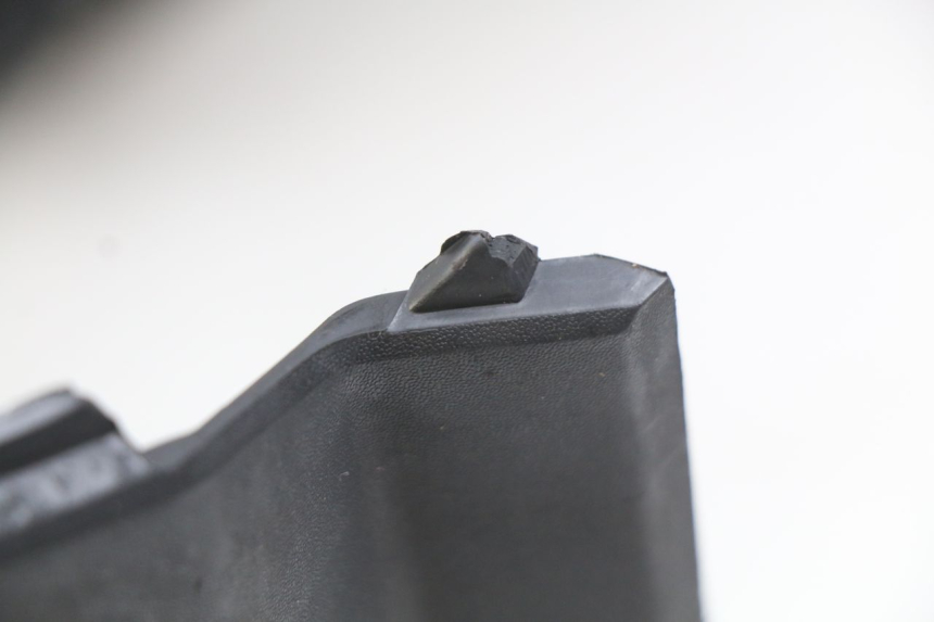 photo de UNDERSEAT COVER LVNENG S5 1 (2019 - 2023) - Alternative perspective