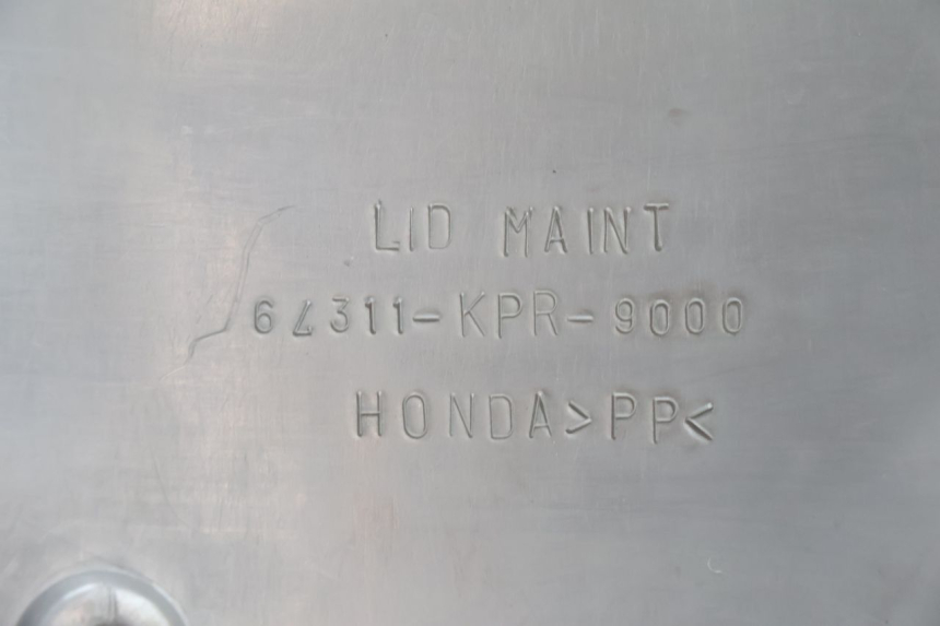 photo de UNDERSEAT PANEL HONDA SH 125 (2001 - 2003) - Markings and original references