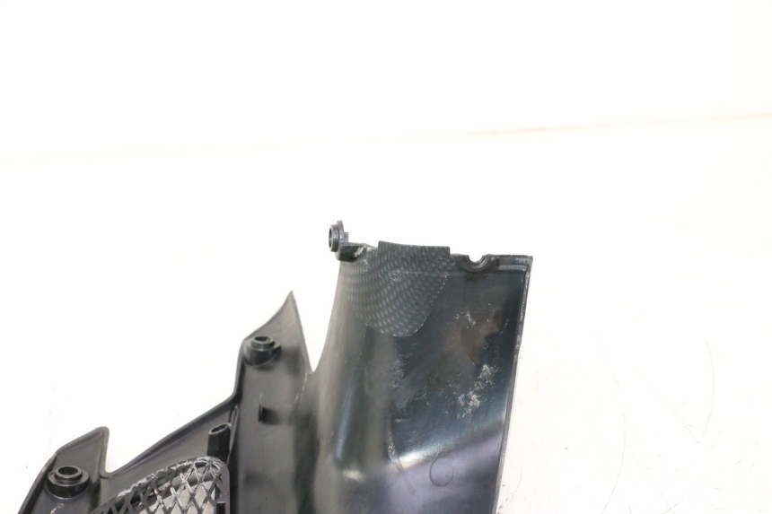 photo de UNDERSEAT COVER PEUGEOT SPEEDFIGHT LC 50 (1996 - 2002) - Alternative perspective