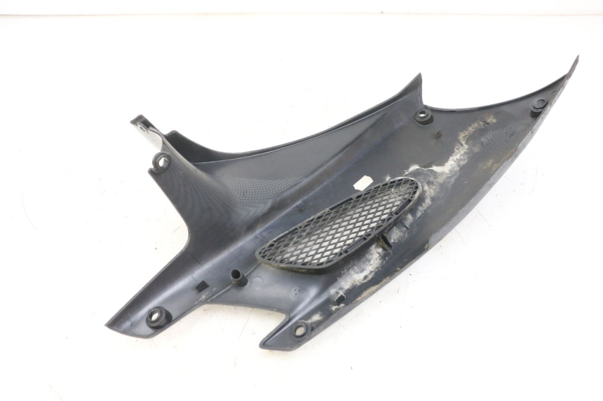 photo de UNDERSEAT COVER PEUGEOT SPEEDFIGHT 100 (1997 - 2007) - Surface and material condition