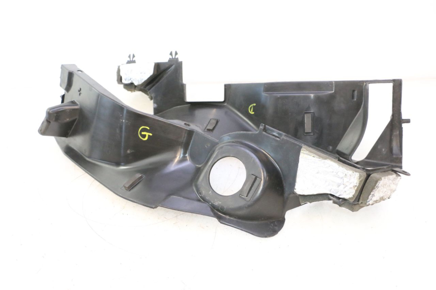 photo de UNDERSEAT PANEL CAN-AM SPYDER RS 1000 (2008 - 2012) - Zoom on usage condition