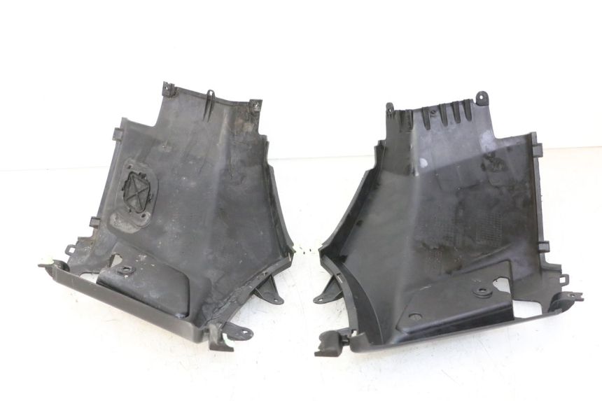 photo de UNDERSEAT PANEL PEUGEOT STREETZONE I NAKED 2T 50 (2018 - 2020) - Alternative perspective