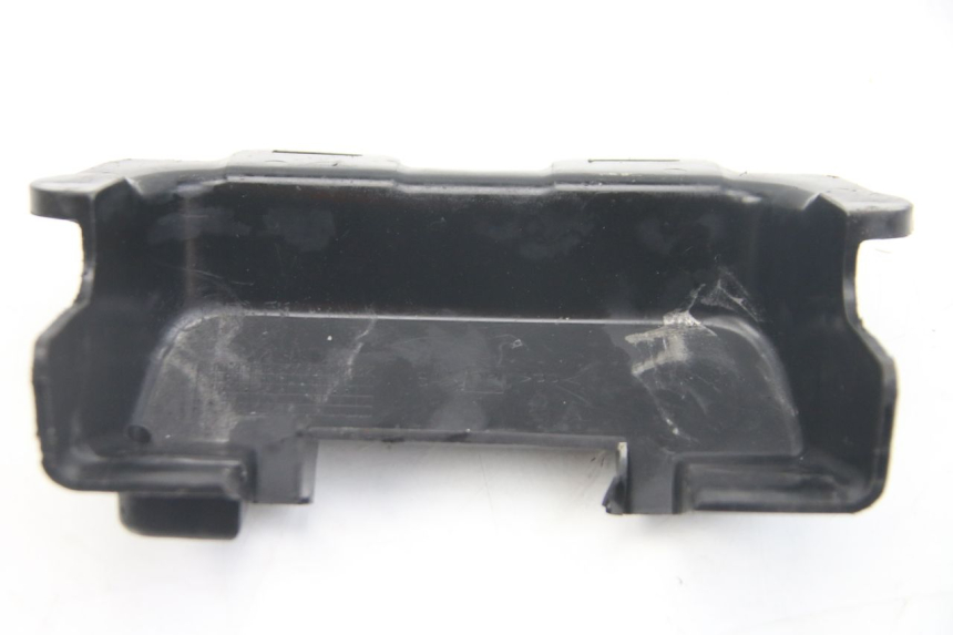 photo de UNDERSEAT PANEL SUZUKI SV S 650 (1999 - 2002) - Technical close-up