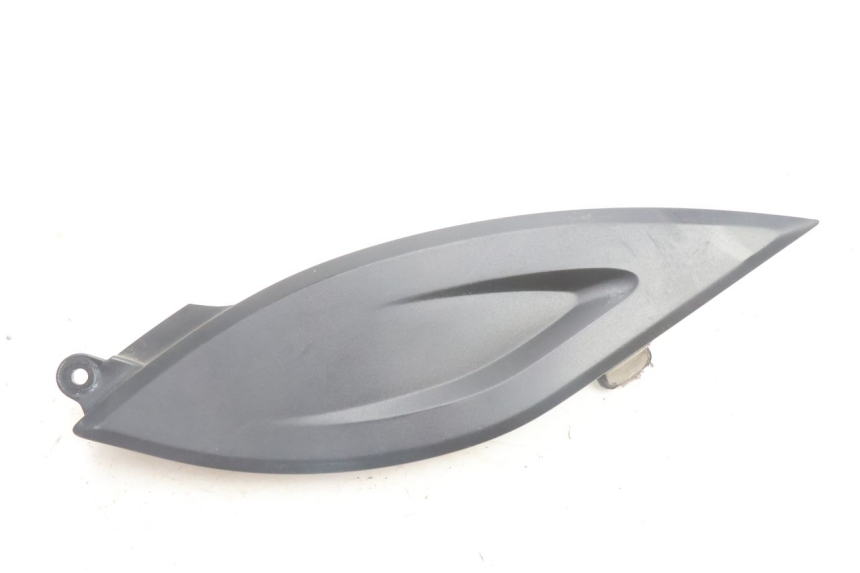photo de UNDERSEAT PANEL YAMAHA TDM ABS 900 (2002 - 2014) - Zoom on usage condition