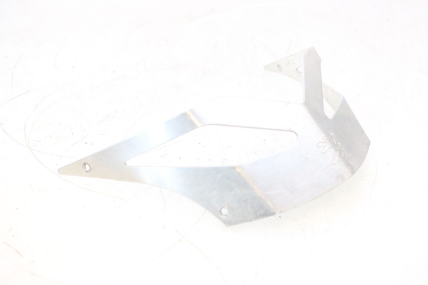 photo de UNDERSEAT PANEL PEUGEOT TREKKER 50 (1995 - 2004) - Detailed visual inspection