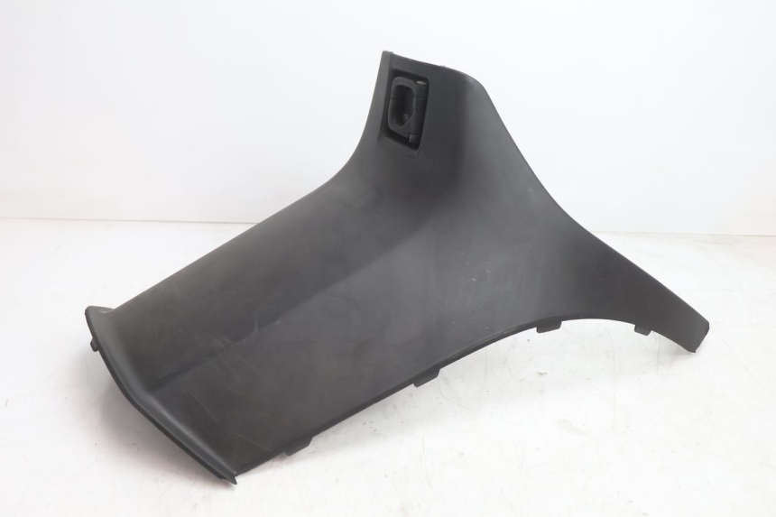photo de UNDERSEAT PANEL PIAGGIO TYPHOON 50 (2000 - 2009) - Component detail