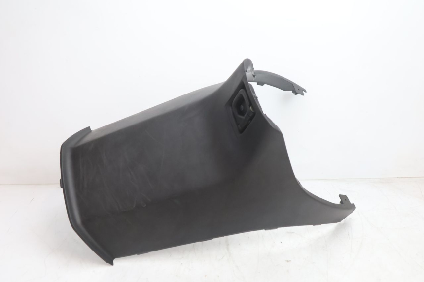 photo de UNDERSEAT PANEL PIAGGIO TYPHOON 50 (2000 - 2009) - Alternative perspective