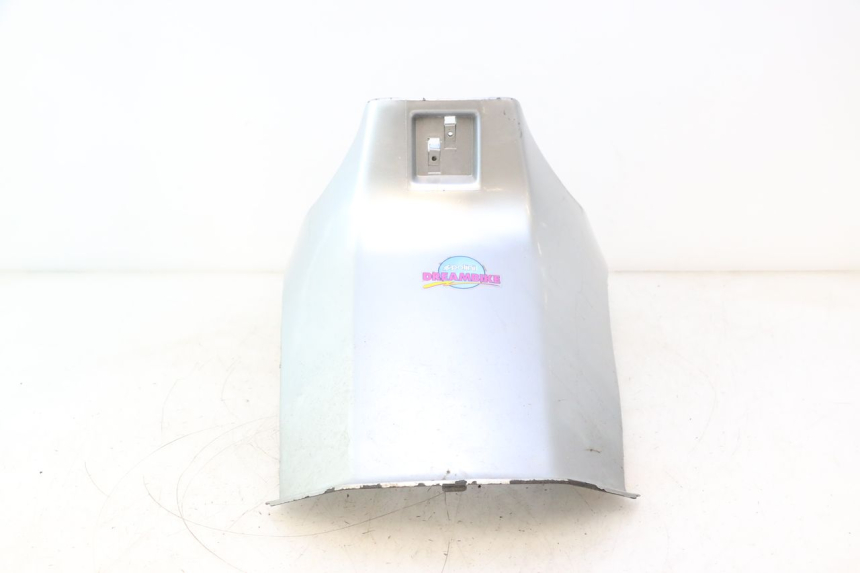 photo de UNDERSEAT PANEL PIAGGIO TYPHOON 50 (1993 - 1999) - Fixing points details