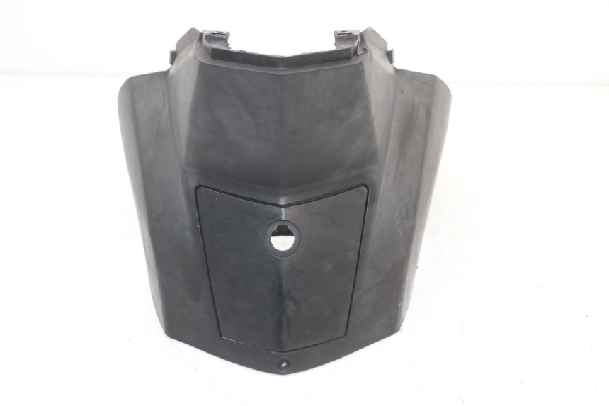 photo de UNDERSEAT COVER PEUGEOT VIVACITY NEW 4T 50 (2008 - 2017) - Zoom on usage condition