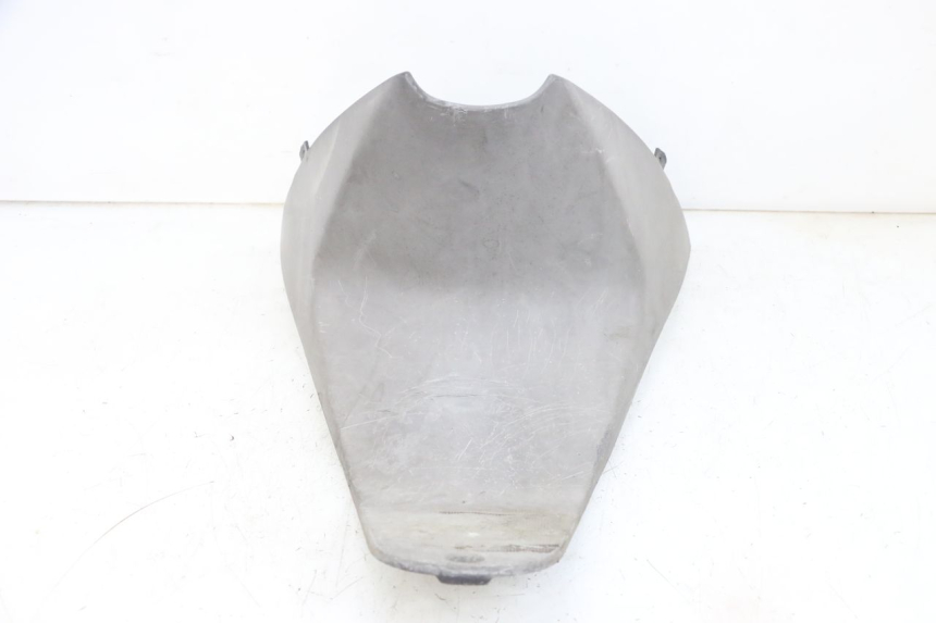 photo de UNDERSEAT PANEL PEUGEOT VIVACITY 100 (1999 - 2008) - Surface and material condition