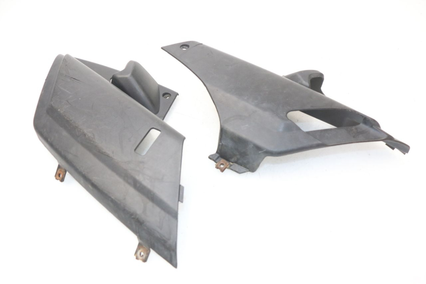 photo de UNDERSEAT COVER YAMAHA XMAX X-MAX 125 (2006 - 2009) - Component detail