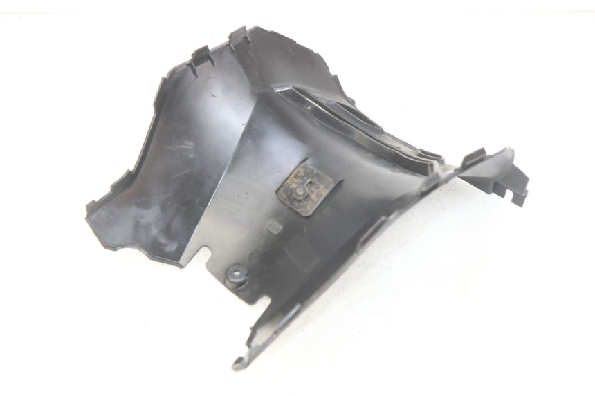 photo de UNDERSEAT COVER SYM X-PRO 4T 50 (2014 - 2021) - Zoom on usage condition