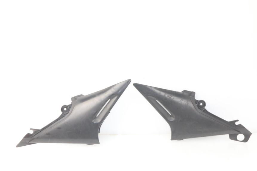 photo de UNDERSEAT PANEL YAMAHA XJ600 XJ DIVERSION 600 (1992 - 1997) - Main view