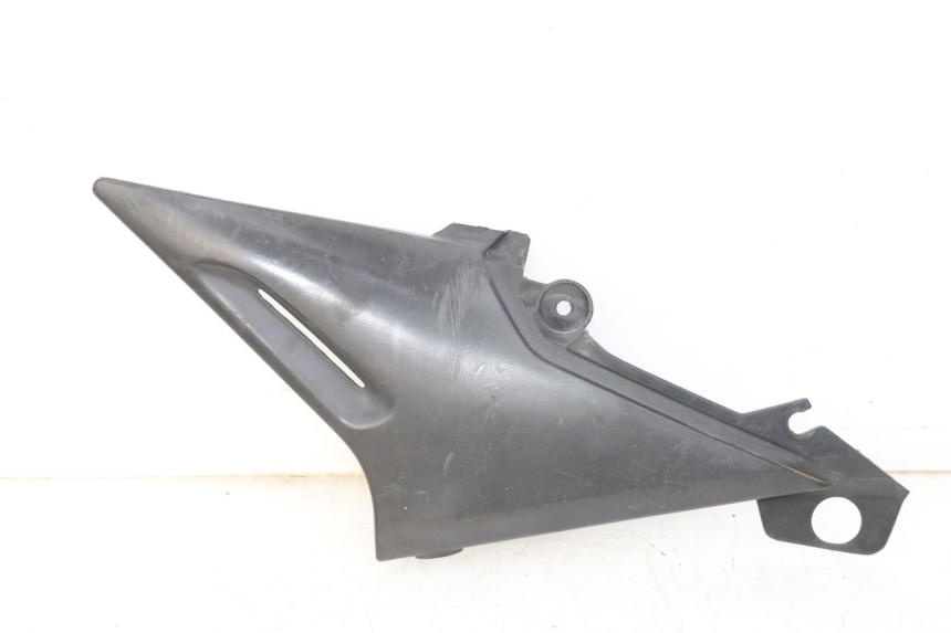 photo de UNDERSEAT PANEL YAMAHA XJN DIVERSION 600 (2000 - 2003) - Markings and original references