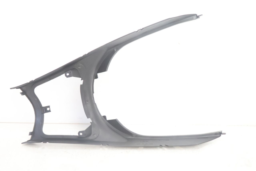 photo de UNDERSEAT PANEL YAMAHA YP MAJESTY 125 (2002 - 2006) - Fixing points details