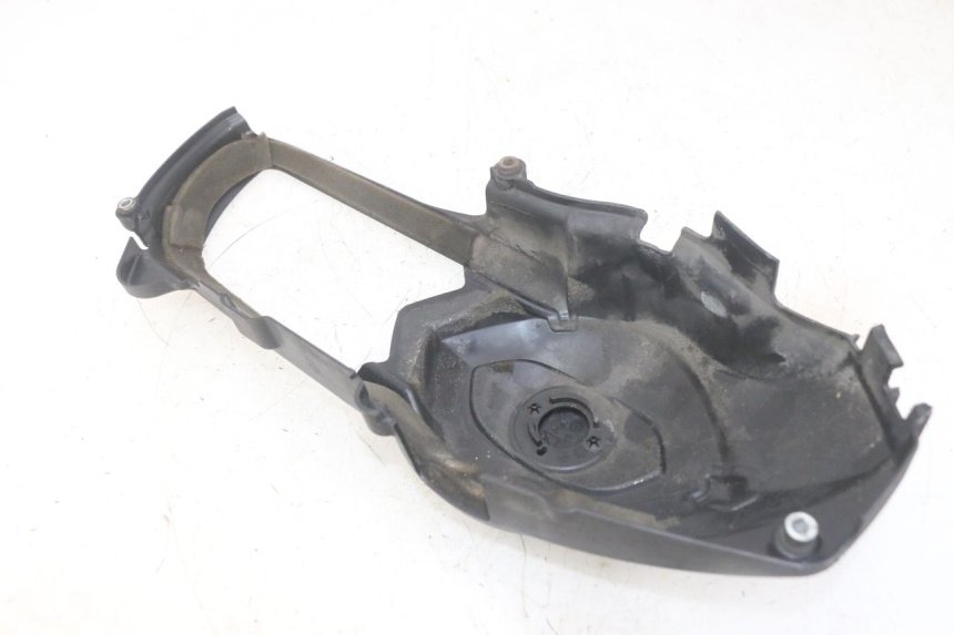 photo de TRANSMISSION COVER PIAGGIO MP3 HPE 300 (2019 - 2026) - Zoom on usage condition