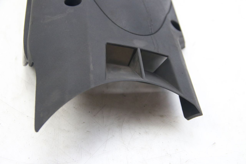 photo de TRANSMISSION COVER SUZUKI SIXTEEN 125 (2008 - 2010) - Distinctive features