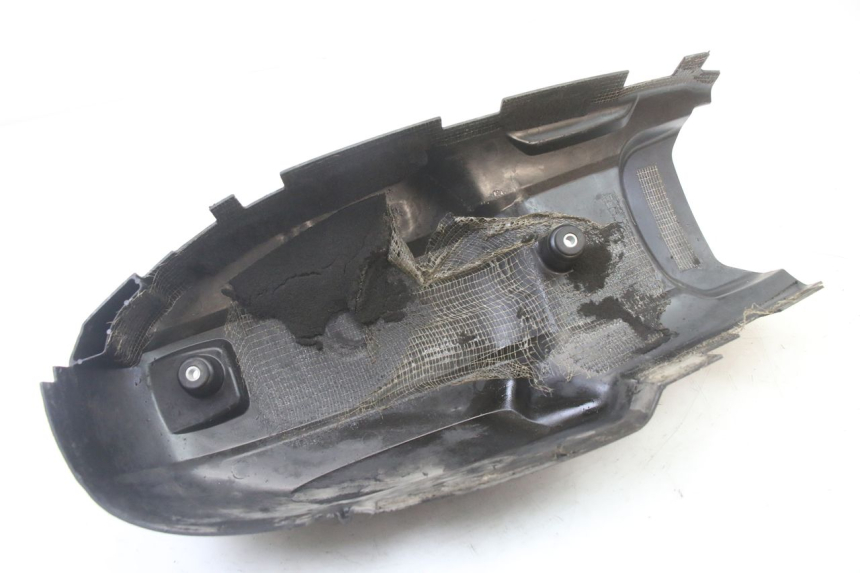 photo de TRANSMISSION COVER YAMAHA X-MAX XMAX 125 (2010 - 2013) - Fixing points details
