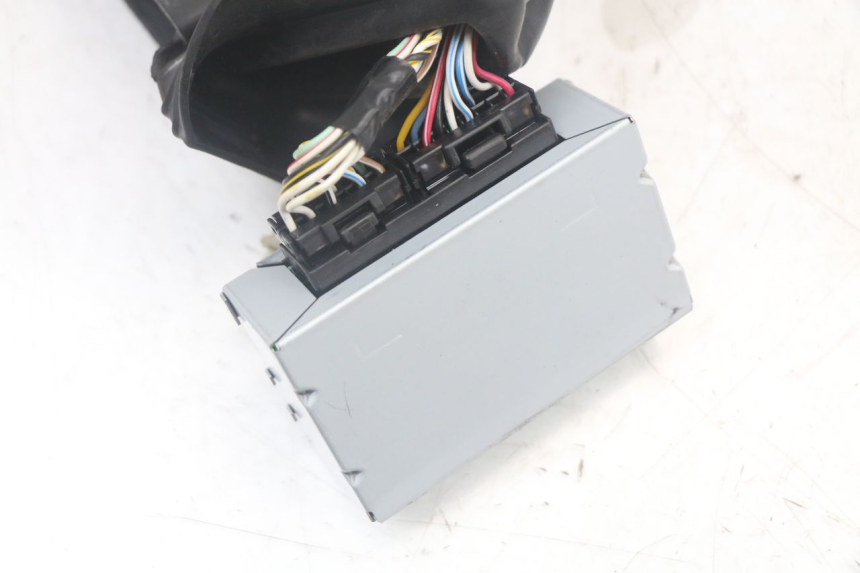 photo de ABS UNIT YAMAHA TDM ABS 900 (2002 - 2014) - Technical close-up