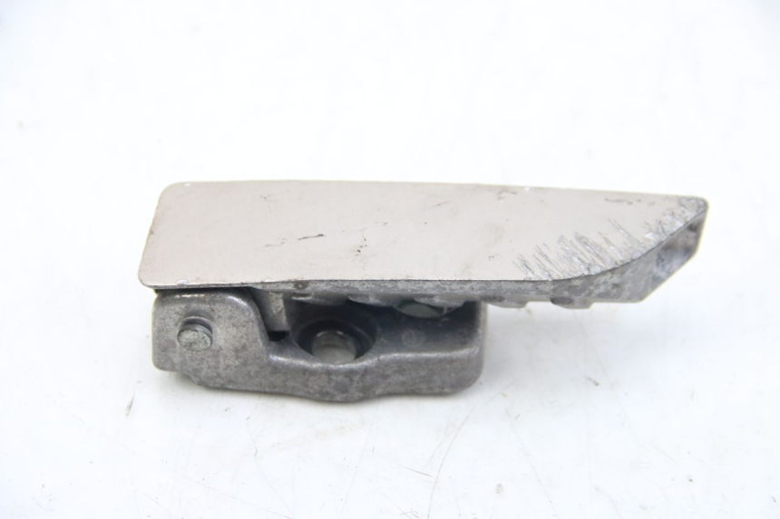 photo de RIGHT REAR FOOTPEG ECCITY ARTELEC 670 1 (2013 - 2017) - Alternative perspective