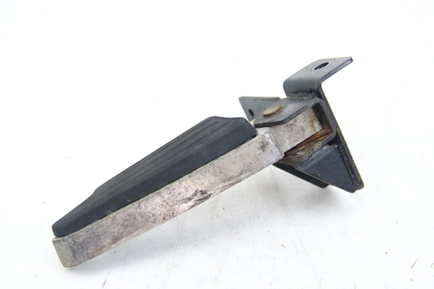 photo de RIGHT REAR FOOTREST PEUGEOT CITYSTAR 50 (2013 - 2017) - Main view