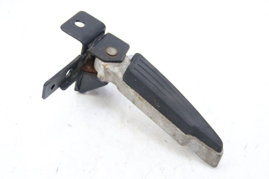 photo de RIGHT REAR FOOTREST PEUGEOT CITYSTAR 50 (2013 - 2017) - Component detail