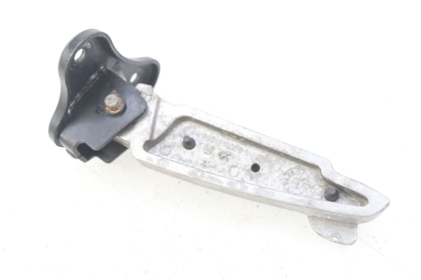 photo de RIGHT REAR FOOTREST PEUGEOT DJANGO 2T 50 (2014 - 2019) - Zoom on usage condition