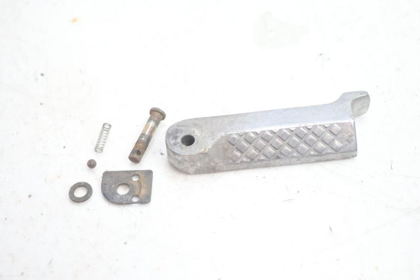 photo de REAR RIGHT FOOTREST CF MOTO E-CHARM 125 (2005 - 2008) - Main view