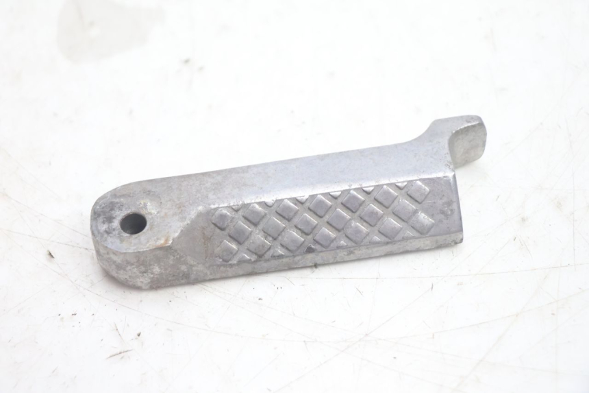 photo de REAR RIGHT FOOTREST CF MOTO E-CHARM 125 (2005 - 2008) - Component detail