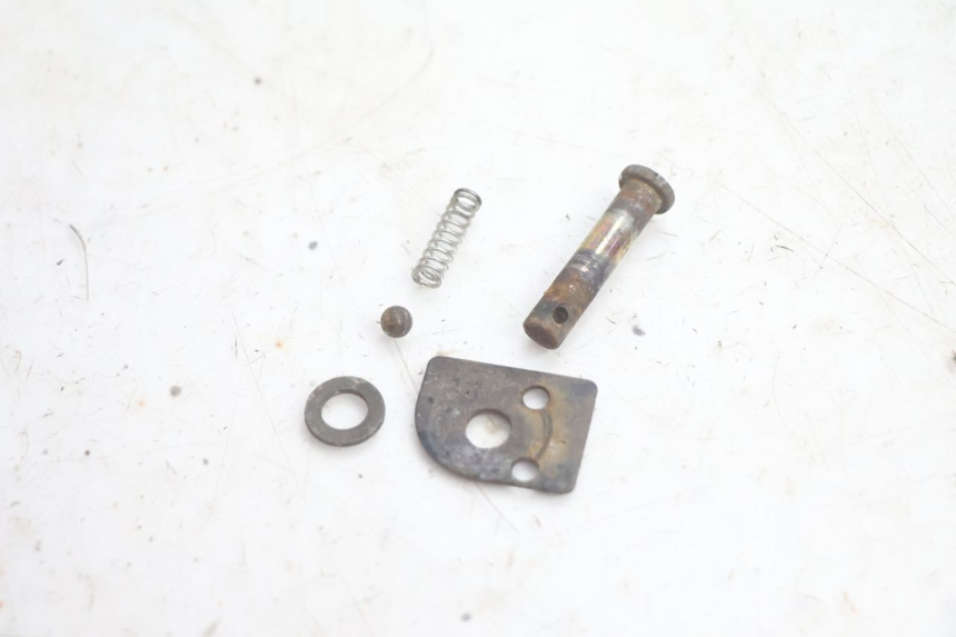 photo de REAR RIGHT FOOTREST CF MOTO E-CHARM 125 (2005 - 2008) - Technical close-up