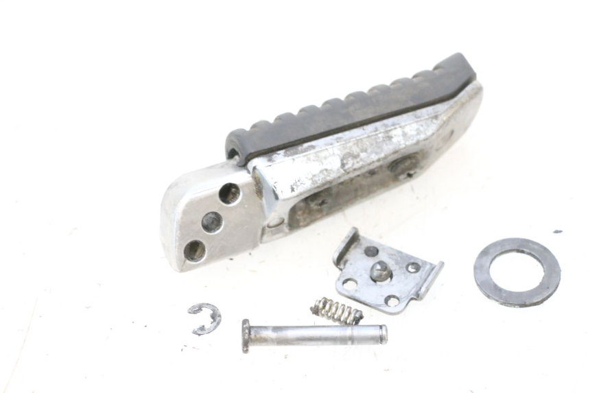 photo de REAR RIGHT FOOTREST KAWASAKI ER-6 ER6 F ABS 650 (2012 - 2016) - Technical close-up