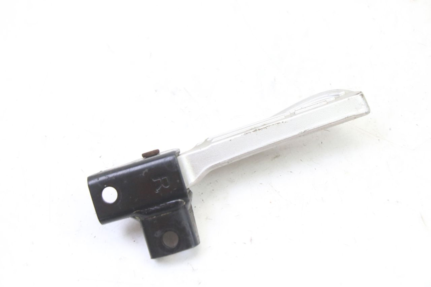 photo de REAR RIGHT FOOTREST SYM FIDDLE 3 III 125 (2014 - 2020) - Zoom on usage condition