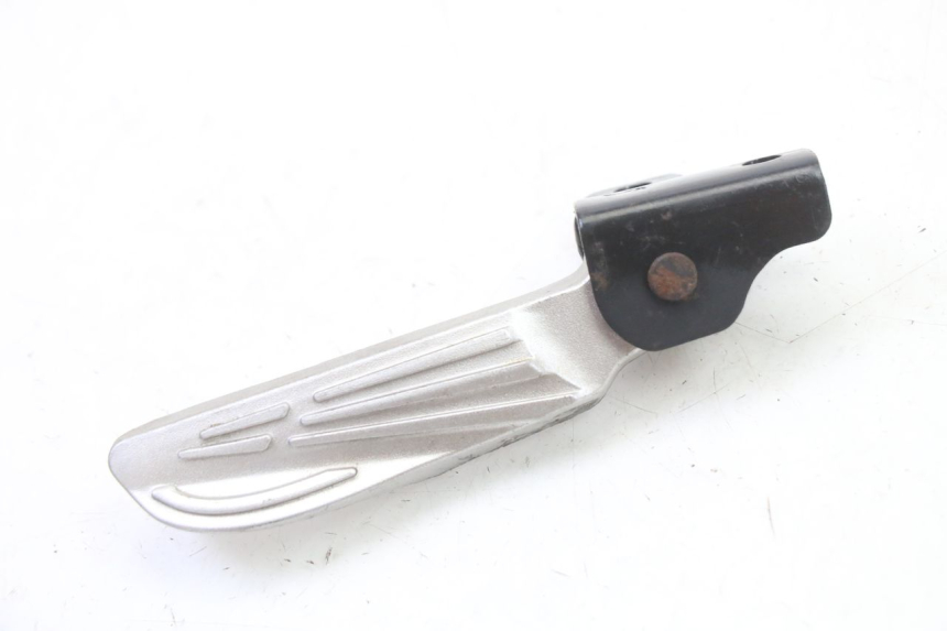 photo de REAR RIGHT FOOTREST SYM FIDDLE 3 III 50 (2014 - 2020) - Component detail